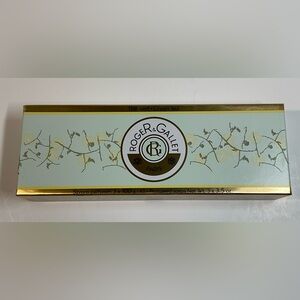 Roger & galley Green Tea Soap 3 100 grams‎ round bars France